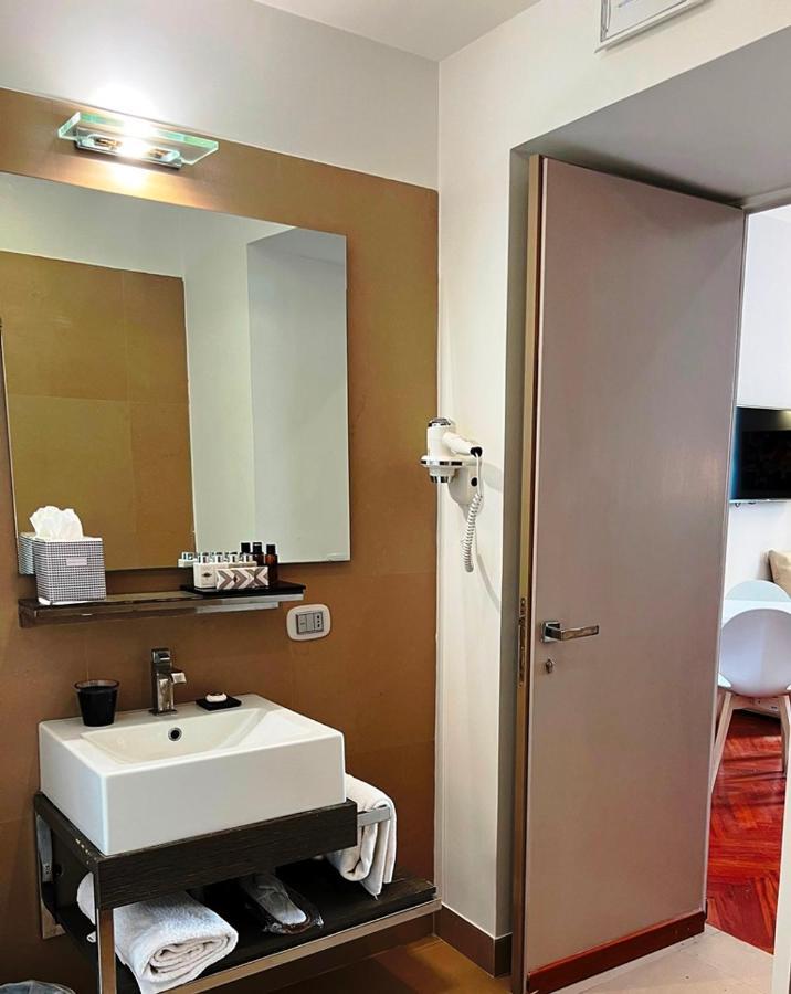 רומא Dolce Vita Guest House מראה חיצוני תמונה